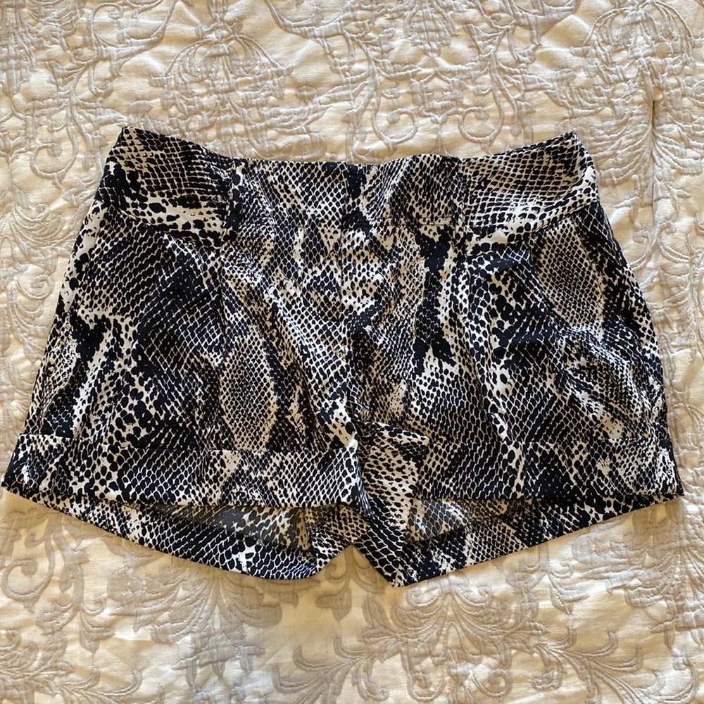 Express 00 Snakeskin print shorts